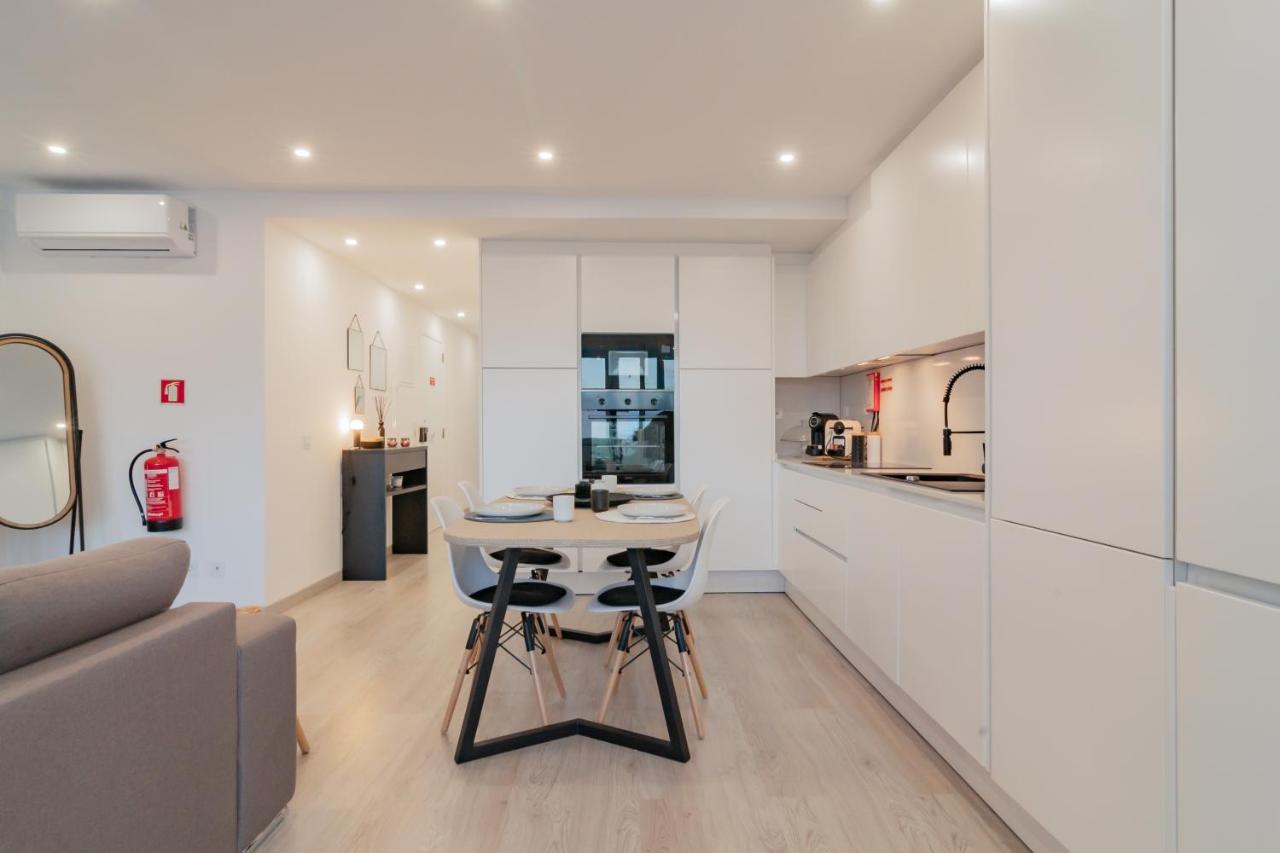 Stylish Apartment W/ River View By Lovelystay Oeiras Dış mekan fotoğraf