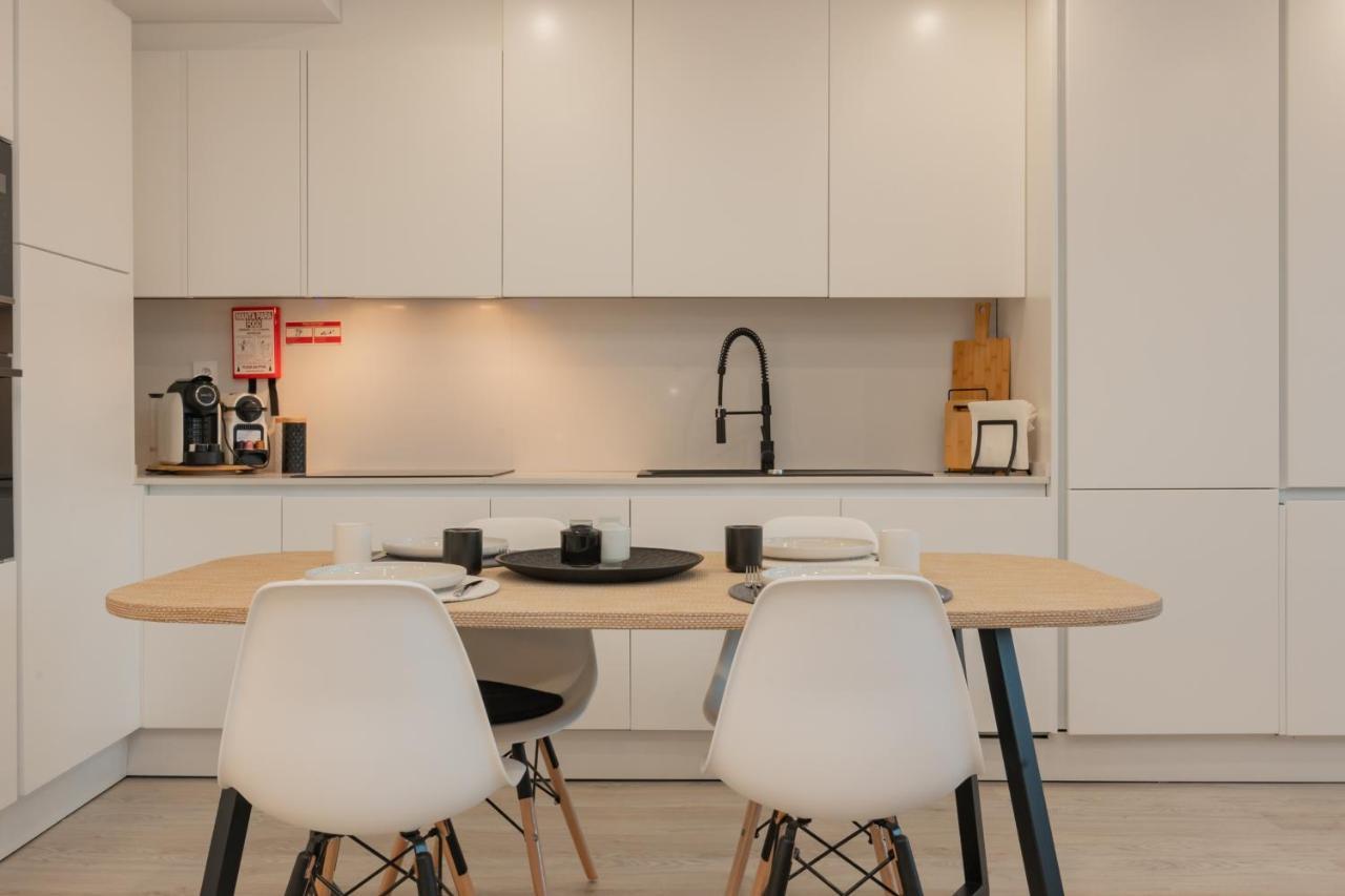 Stylish Apartment W/ River View By Lovelystay Oeiras Dış mekan fotoğraf